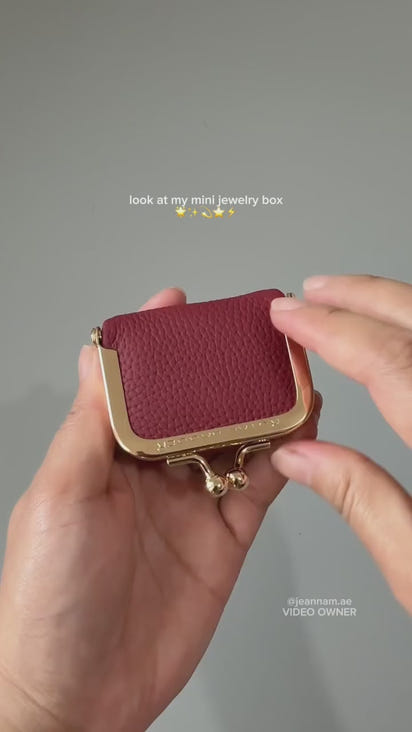 Elegant Leather Mini Jewelry Case™